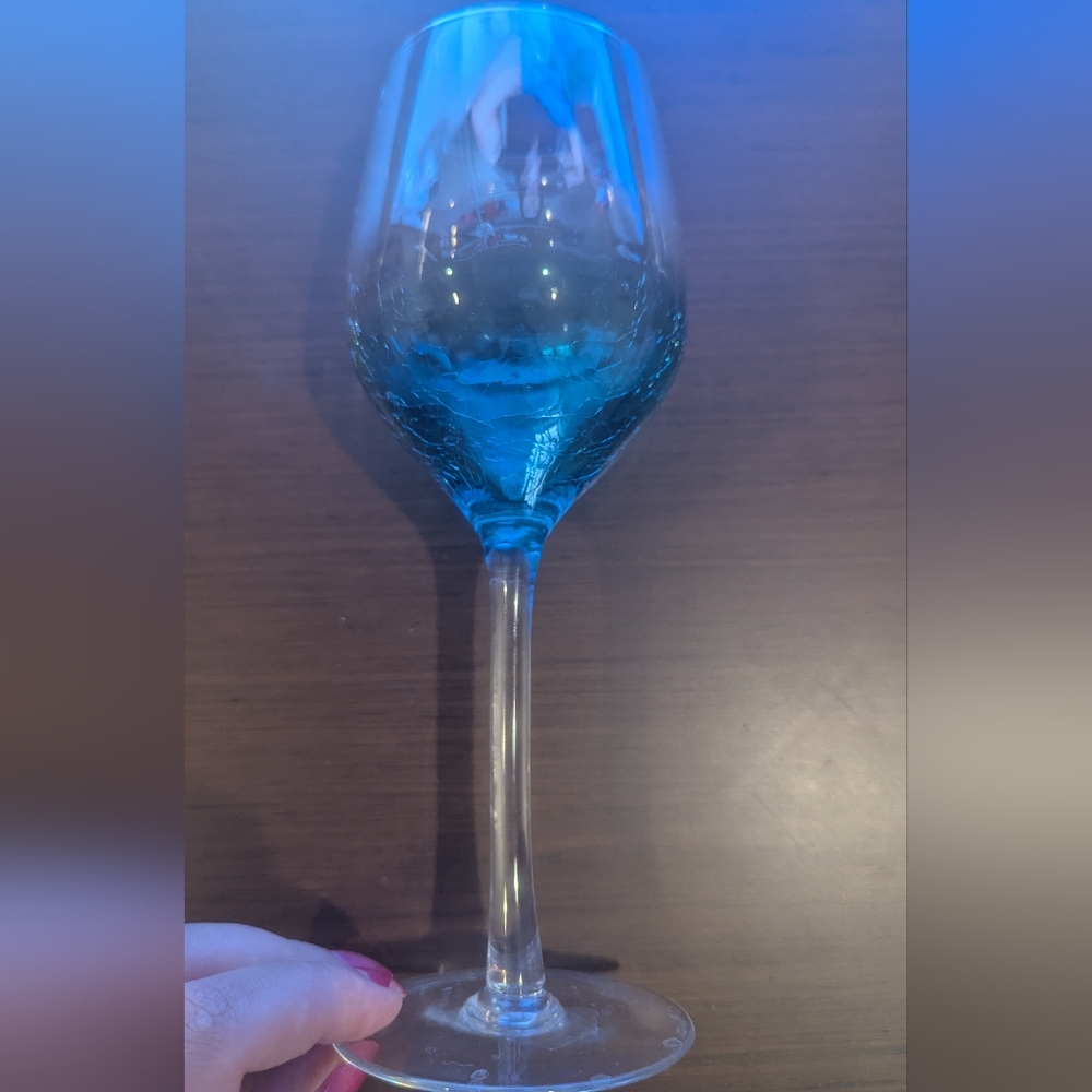 Pier One Ombre Wine Glass - Picture 2 of 4